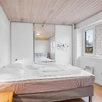 Withulf - 500m To The Fjord By Interhome